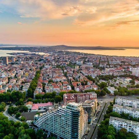 Salt Lake Aparthotel Pomorie Bagian luar foto
