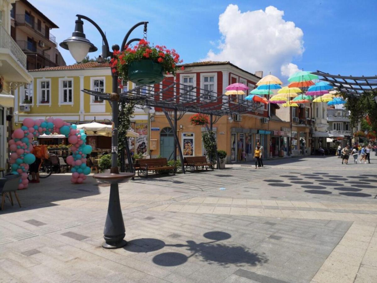 Salt Lake Aparthotel Pomorie Bagian luar foto