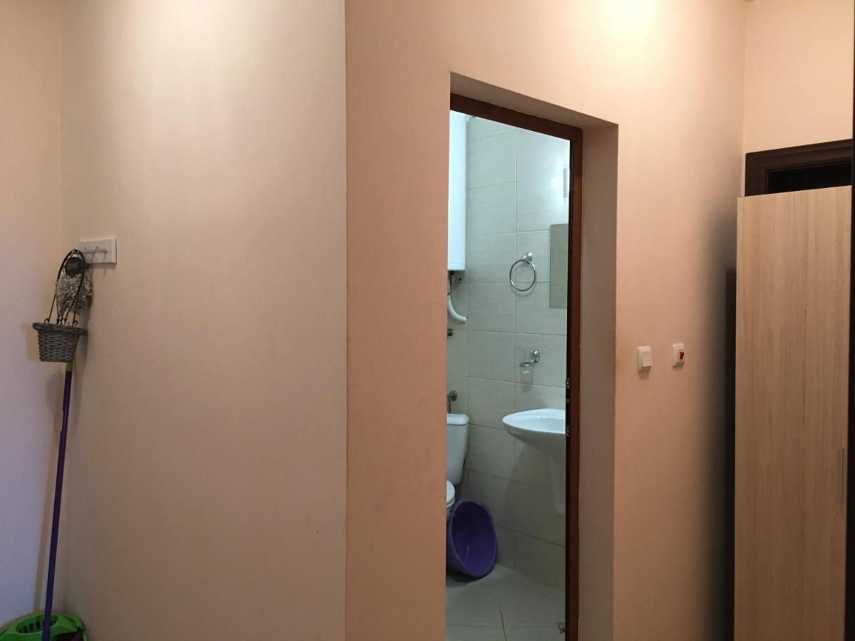 Salt Lake Aparthotel Pomorie Bagian luar foto